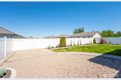 4212 W Sandy Court, Moses Lake, WA 98837 - Photo 7