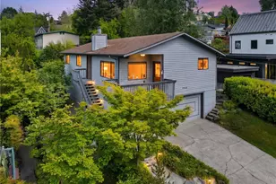 1710 30th Ave, Seattle, WA 98122 - Photo 1