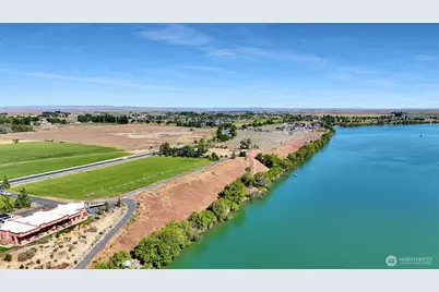 3738 Westshore Drive NE, Moses Lake, WA 98837 - Photo 9