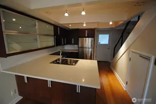 39 Etruria St, Seattle, WA 98109 - Photo 5