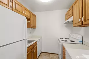 3024 NE 143rd St, Seattle, WA 98125 - Photo 9