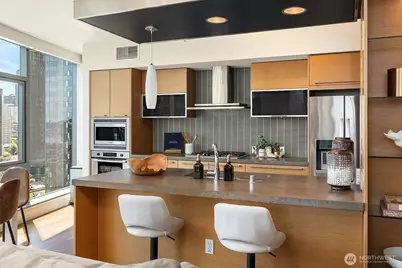 820 Blanchard Street #1605, Seattle, WA 98121 - Photo 13