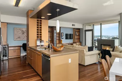 820 Blanchard Street #1605, Seattle, WA 98121 - Photo 11