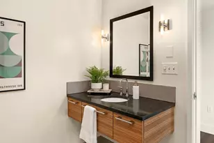 820 Blanchard St, Seattle, WA 98121 - Photo 25