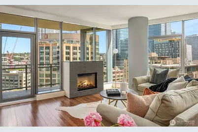 820 Blanchard Street #1605, Seattle, WA 98121 - Photo 3
