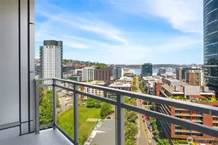 820 Blanchard St, Seattle, WA 98121 - Photo 9