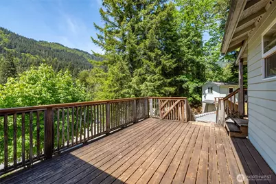 460 Lakeside Drive, Sedro Woolley, WA 98284 - Photo 31