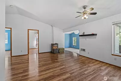 460 Lakeside Drive, Sedro Woolley, WA 98284 - Photo 5
