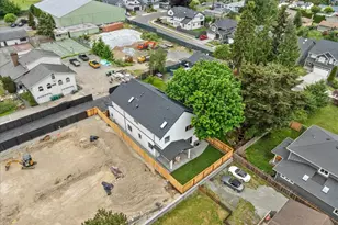 4805 238th St SW, Mountlake Terrace, WA 98043 - Photo 39
