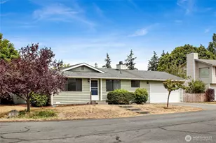 968 SW Kingma Ct, Oak Harbor, WA 98277 - Photo 1