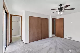 968 SW Kingma Ct, Oak Harbor, WA 98277 - Photo 23