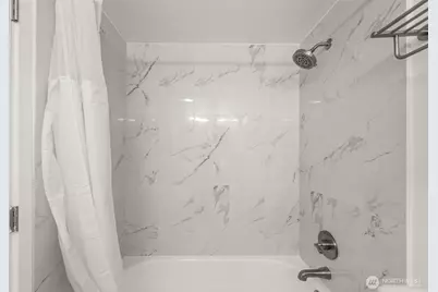 18300 8th Ave NE, Shoreline, WA 98155 - Photo 21