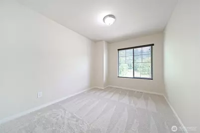 4241 R Street NE, Auburn, WA 98002 - Photo 19