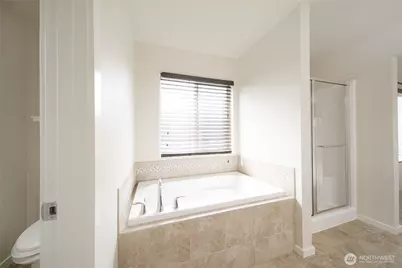 4241 R Street NE, Auburn, WA 98002 - Photo 17