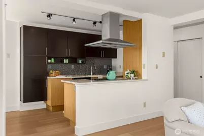 500 Fifth Avenue W #505, Seattle, WA 98119 - Photo 7