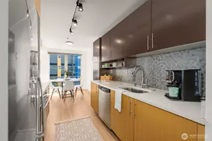 500 5th Ave W, Seattle, WA 98119 - Photo 9