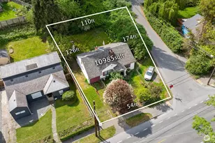 8315 Ravenna Ave NE, Seattle, WA 98115 - Photo 3