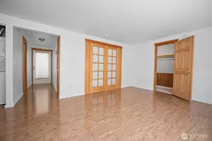 2366 E Yale Ave E, Seattle, WA 98102 - Photo 15