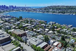 2366 E Yale Ave E, Seattle, WA 98102 - Photo 5