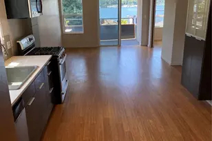 2366 E Yale Ave E, Seattle, WA 98102 - Photo 11