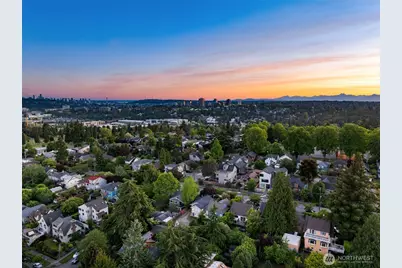 5706 35th Ave NE, Seattle, WA 98105 - Photo 27