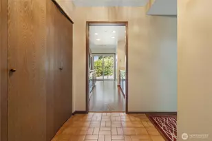 1902 Bridgeport Way W, University Place, WA 98466 - Photo 7