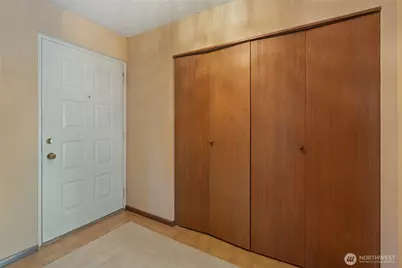 1902 Bridgeport Way W #106, University Place, WA 98466 - Photo 17