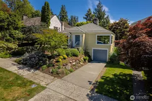 4335 NE 42nd St, Seattle, WA 98105 - Photo 1