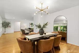 3651 Perkins Ln W, Seattle, WA 98199 - Photo 9