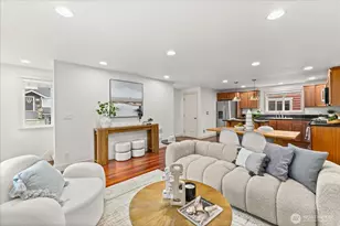 2024 W Bertona St, Seattle, WA 98199 - Photo 9