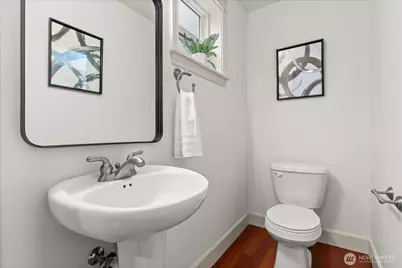 2024 W Bertona Street, Seattle, WA 98199 - Photo 11