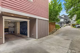 2024 W Bertona St, Seattle, WA 98199 - Photo 25