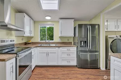 9813 189th Street E, Puyallup, WA 98375 - Photo 9