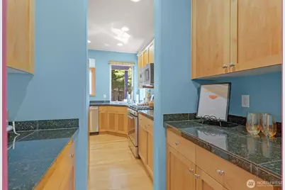 250 Pasco Drive NE, Renton, WA 98059 - Photo 15