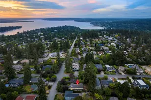 2416 96th Ave NE, Clyde Hill, WA 98004 - Photo 27