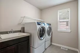 22407 96th Ave W, Edmonds, WA 98020 - Photo 31