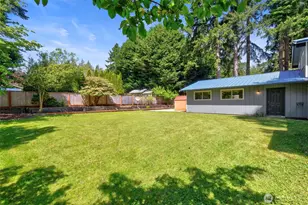 13893 John St NE, Bainbridge Island, WA 98110 - Photo 29
