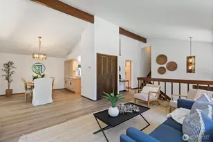 13893 John St NE, Bainbridge Island, WA 98110 - Photo 7
