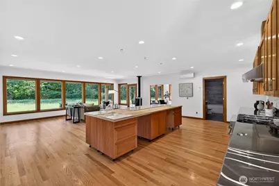 5233 Pheasant Run Lane, Anacortes, WA 98221 - Photo 9
