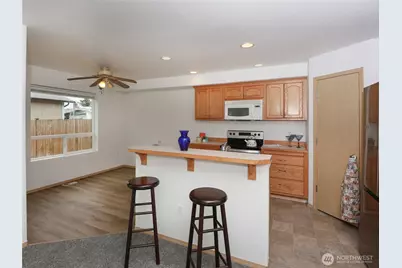 6115 209th Street NE #A, Arlington, WA 98223 - Photo 7