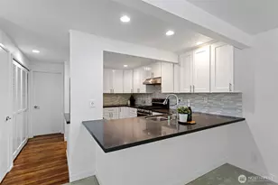10 143rd Ave SE, Bellevue, WA 98007 - Photo 13