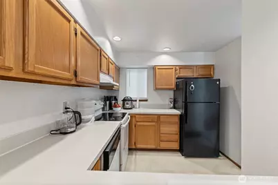 13227 SE 256th Street #L2, Kent, WA 98042 - Photo 7