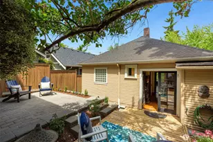 155 Florentia St, Seattle, WA 98109 - Photo 29