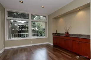 600 Bellevue Way SE, Bellevue, WA 98004 - Photo 5