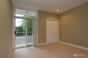 600 Bellevue Way SE, Bellevue, WA 98004 - Photo 9
