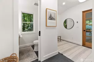 7026 Island Center Rd NE, Bainbridge Island, WA 98110 - Photo 17