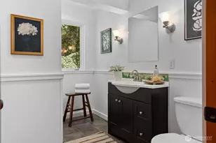 7026 Island Center Rd NE, Bainbridge Island, WA 98110 - Photo 25