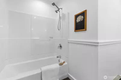 7026 Island Center Road NE, Bainbridge Island, WA 98110 - Photo 27