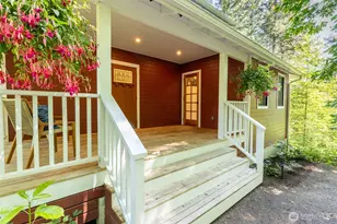 7026 Island Center Rd NE, Bainbridge Island, WA 98110 - Photo 5