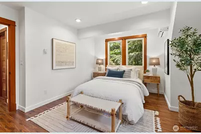 7026 Island Center Road NE, Bainbridge Island, WA 98110 - Photo 23